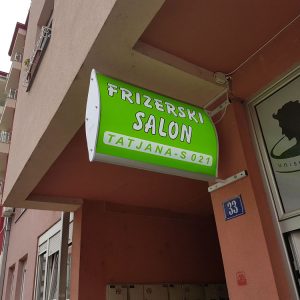 Izrada reklamnih banderašica Izrada reklamnih banderašica
