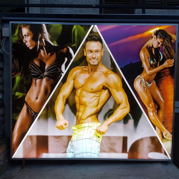 Izrada svetlecih displeja, Mladeovo