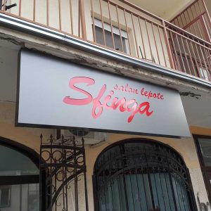 svetleci-displej novi sad