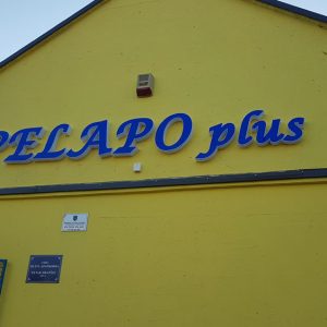 3d slova od pleksiglasa